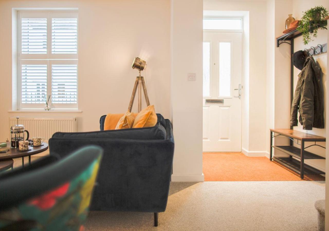 Stunning 2 Bed With Private Patio And Free Parking Villa Cheltenham Exterior foto