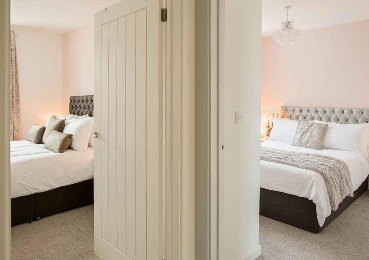 Stunning 2 Bed With Private Patio And Free Parking Villa Cheltenham Exterior foto